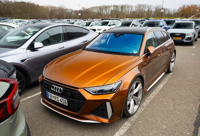 Audi RS6 Avant C8
