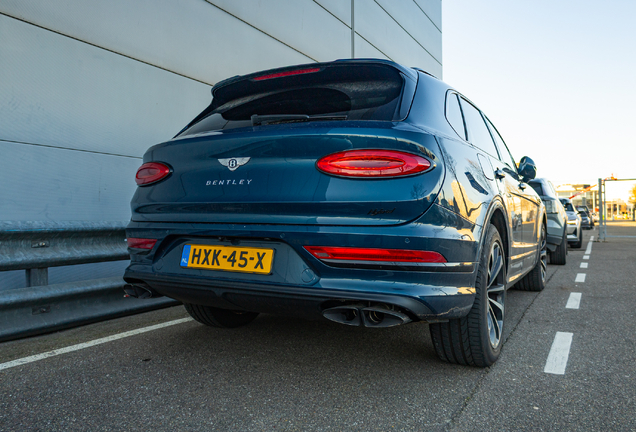 Bentley Bentayga Hybrid 2024