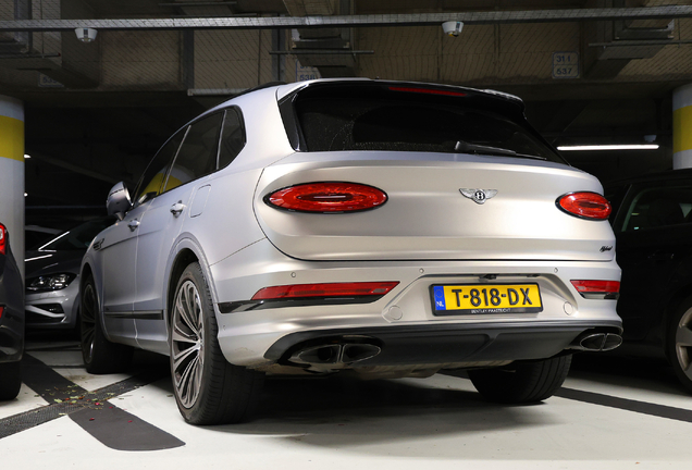 Bentley Bentayga Hybrid Azure