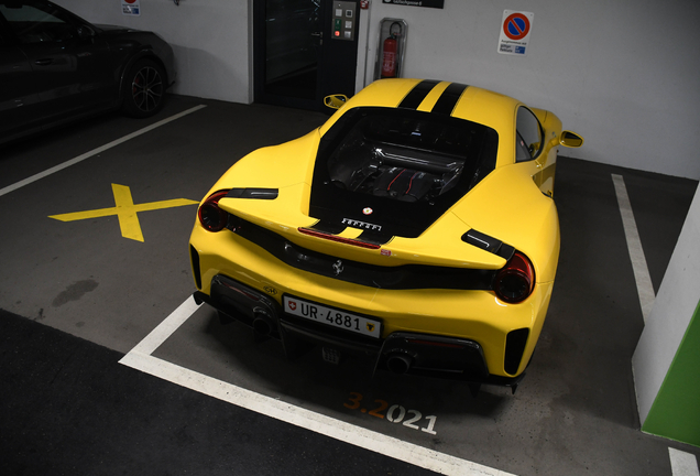 Ferrari 488 Pista
