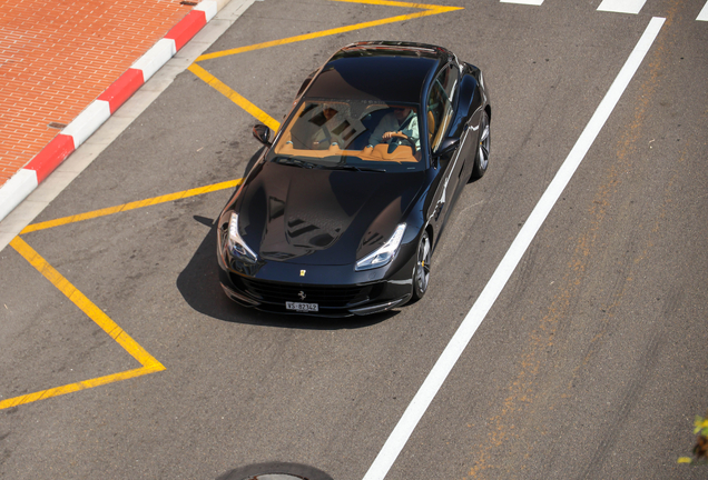 Ferrari GTC4Lusso