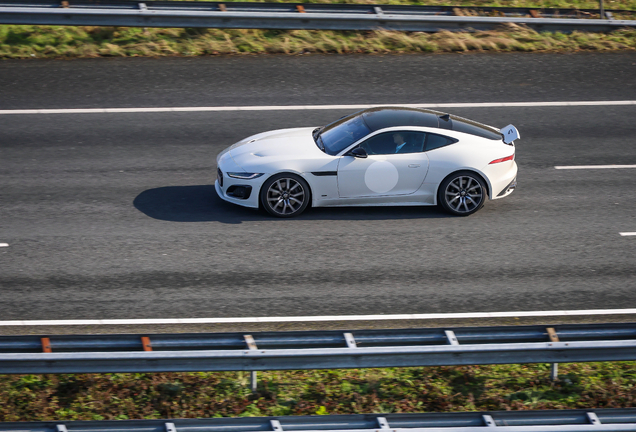 Jaguar F-TYPE R Coupé 2020