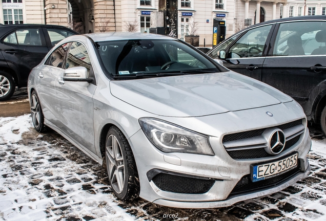 Mercedes-Benz CLA 45 AMG C117