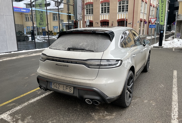 Porsche 95B Macan GTS MkIII