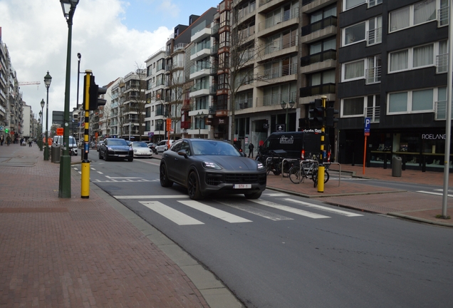 Porsche Cayenne Coupé Turbo E-Hybrid