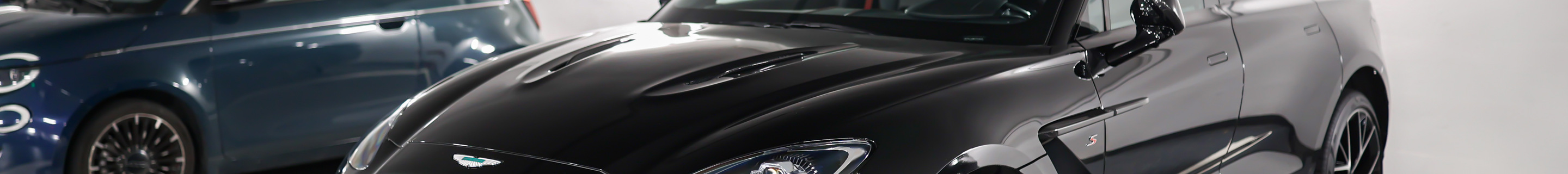Aston Martin DBX S
