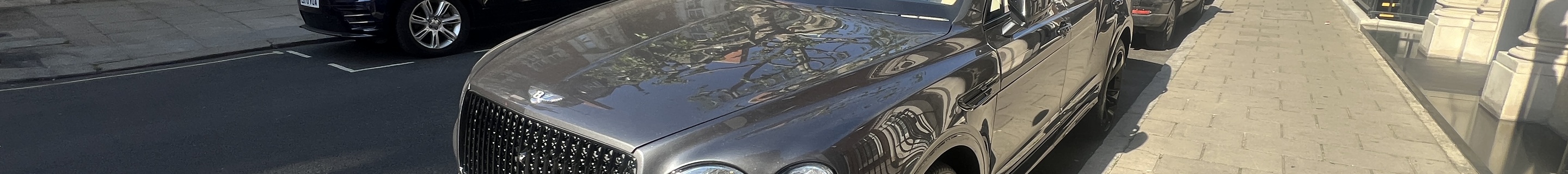 Bentley Bentayga EWB