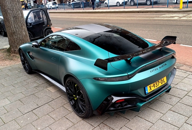 Aston Martin V8 Vantage Formula 1 Edition