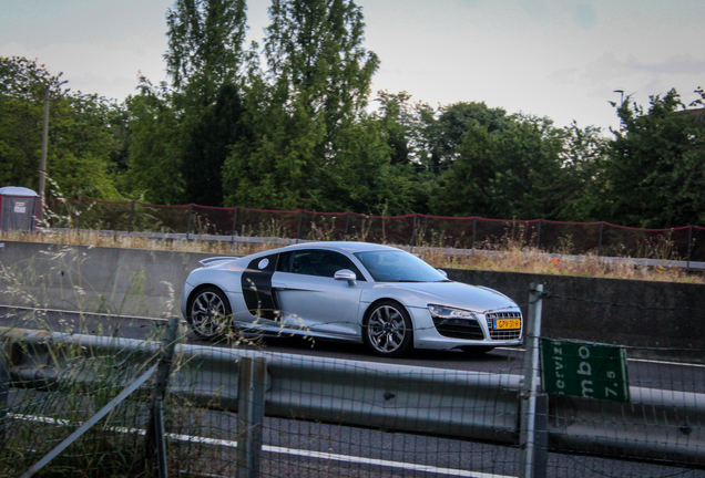 Audi R8 V10