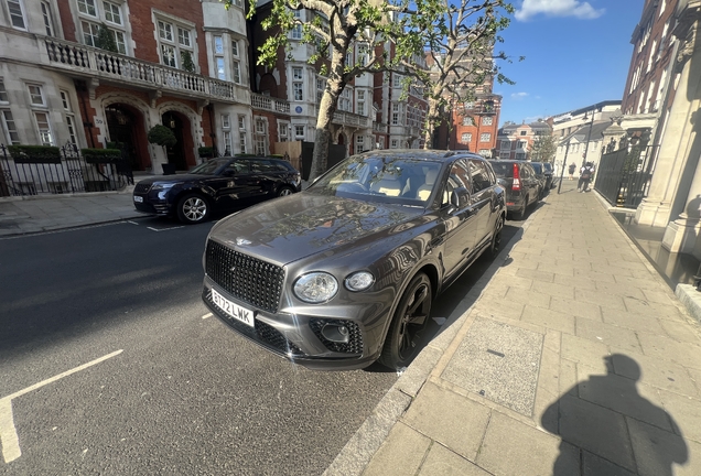 Bentley Bentayga EWB