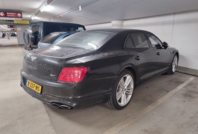 Bentley Flying Spur Hybrid Azure