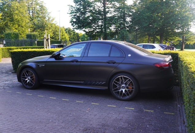 Mercedes-AMG E 63 S W213 Final Edition