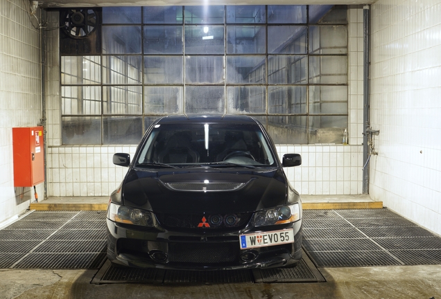 Mitsubishi Lancer Evolution IX