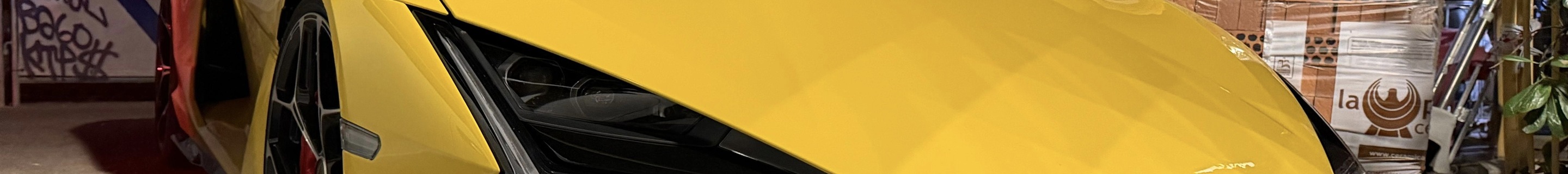Lamborghini Revuelto