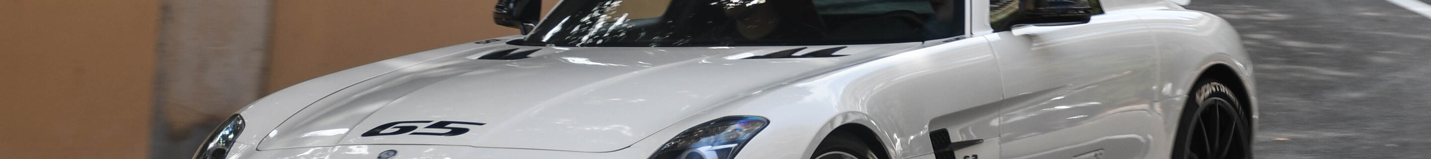 Mercedes-Benz SLS AMG