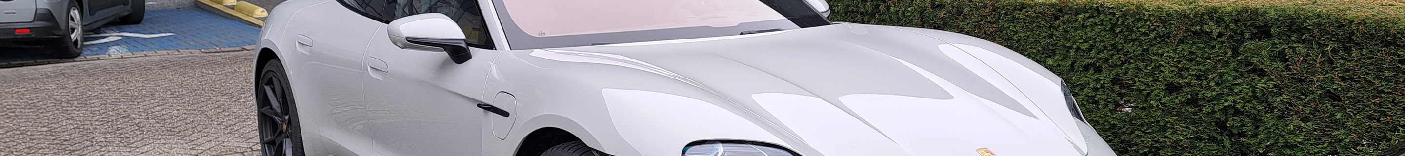 Porsche Taycan GTS Sport Turismo MkI