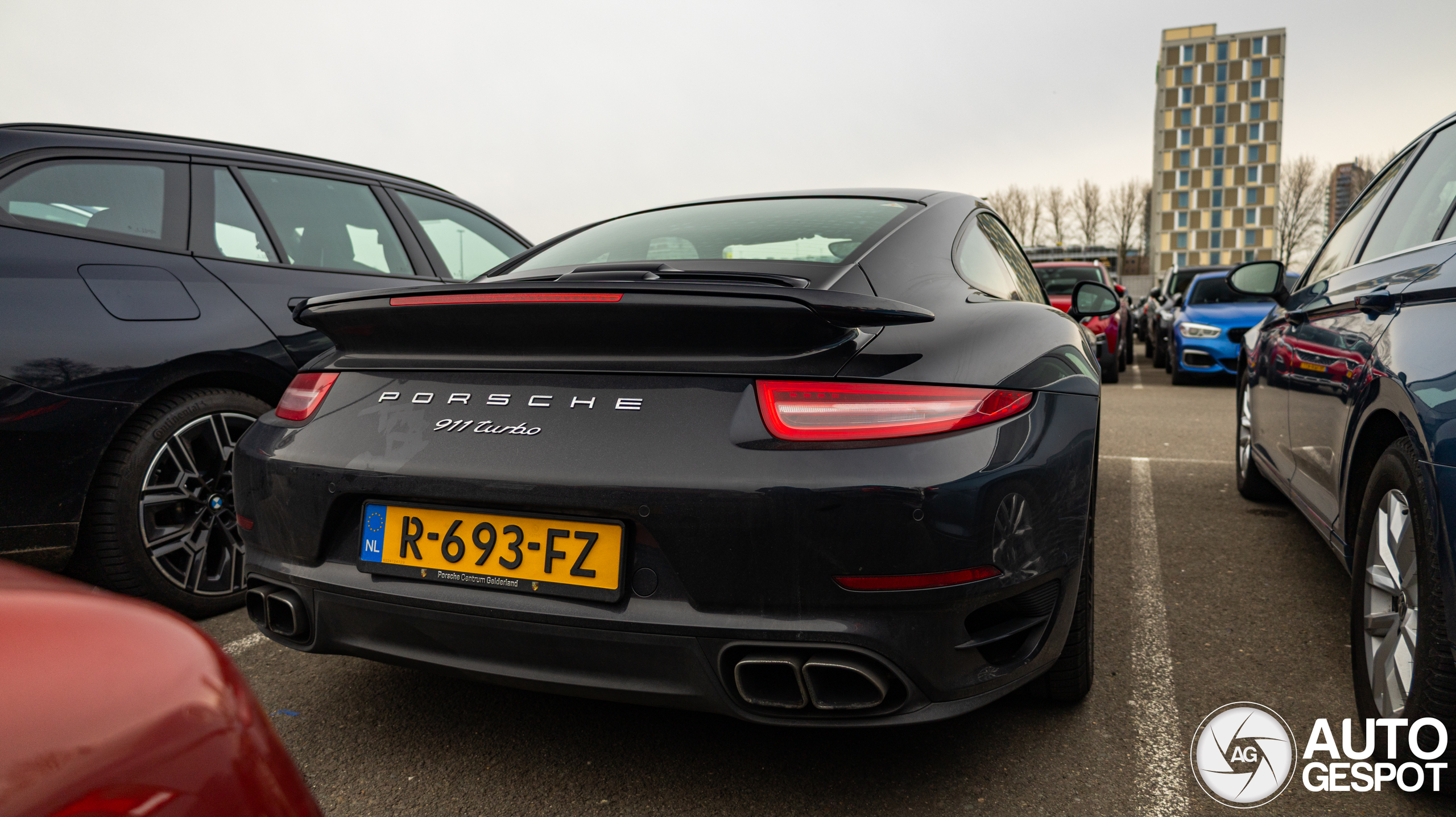 De zeldzame "instapper" van Porsche: Waarom we de gewone Turbo bijna nooit zien
