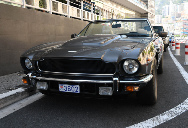 Aston Martin V8 Volante 1979-1989