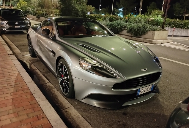 Aston Martin Vanquish 2013