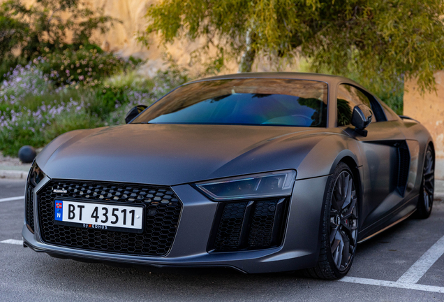 Audi R8 V10 Plus 2015