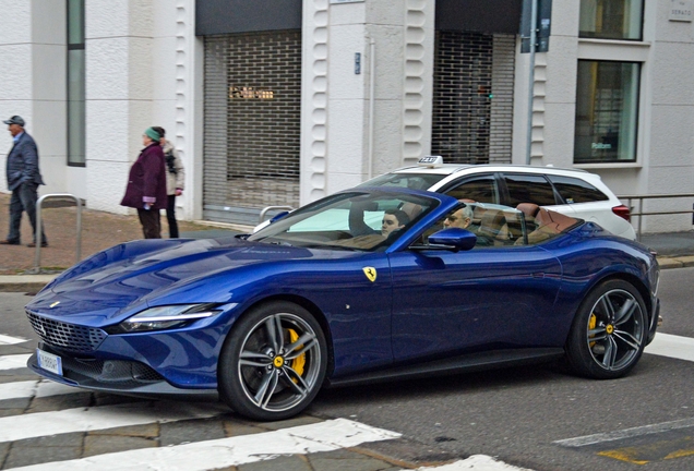 Ferrari Roma Spider