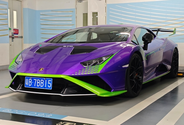 Lamborghini Huracán LP640-2 STO