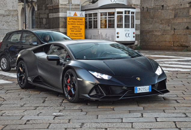 Lamborghini Huracán LP640-4 EVO