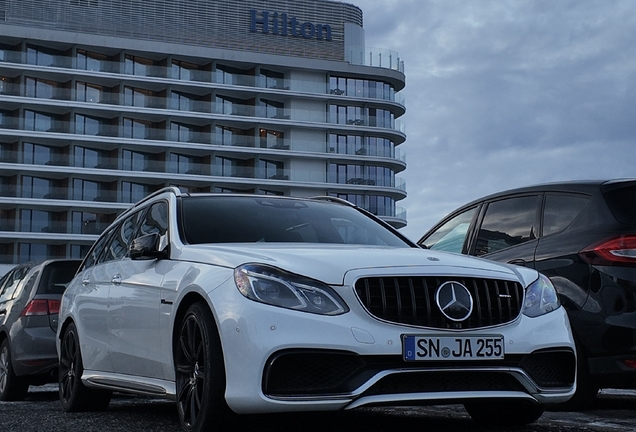 Mercedes-Benz E 63 AMG S212 2013