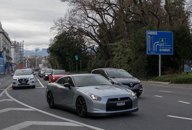 Nissan GT-R