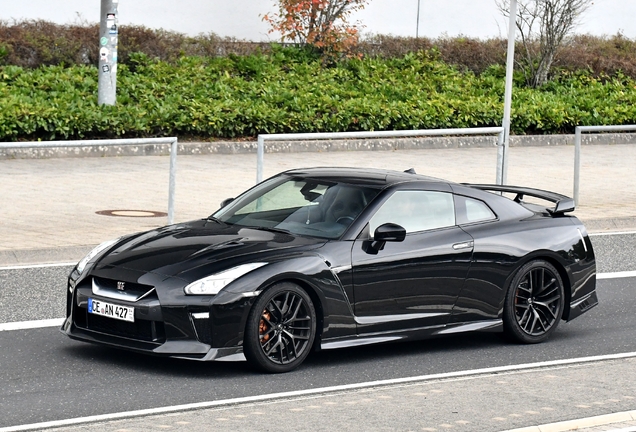 Nissan GT-R 2017