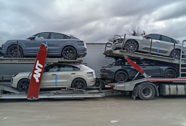 Porsche 972 Panamera GTS MkI