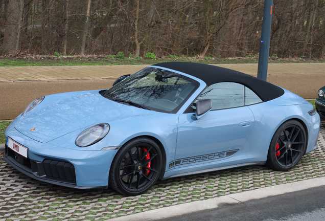 Porsche 992 Carrera 4 GTS Cabriolet MkII