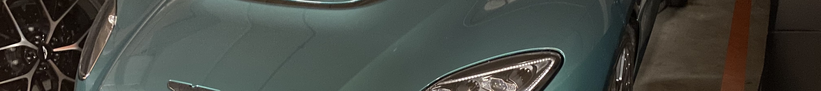 Aston Martin DBS 770 Ultimate