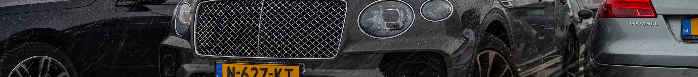 Bentley Bentayga Hybrid 2021