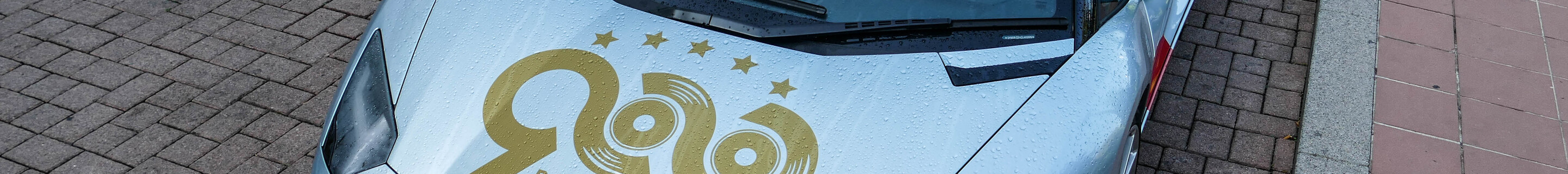 Lamborghini Aventador LP700-4 Roadster