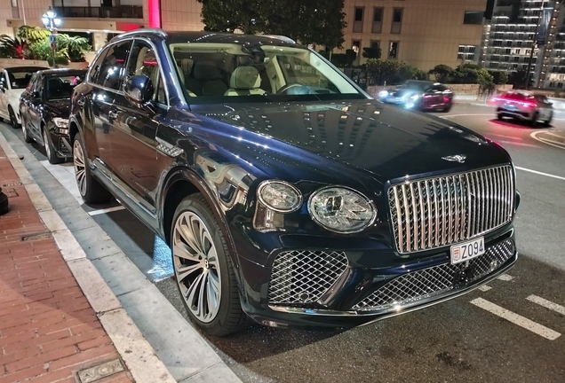 Bentley Bentayga Azure 2024