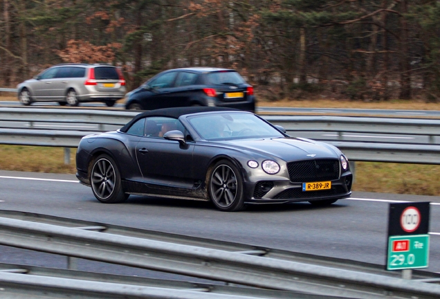 Bentley Continental GTC 2019