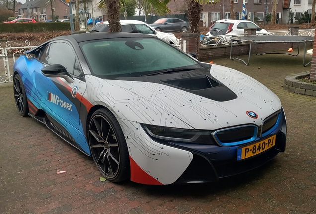 BMW i8