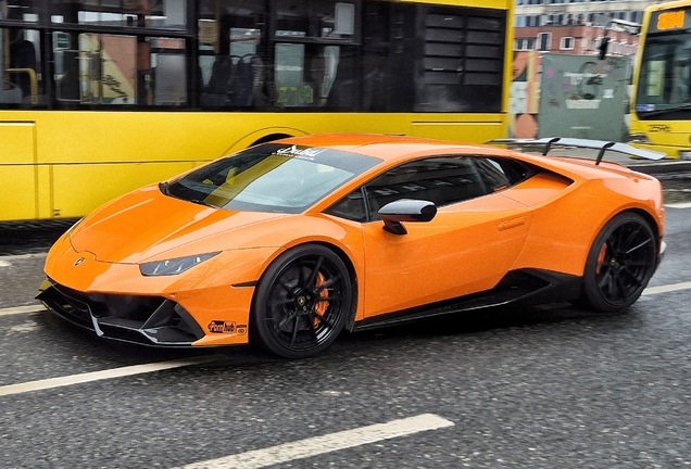 Lamborghini Huracán LP640-4 EVO