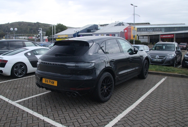 Porsche 95B Macan GTS MkII