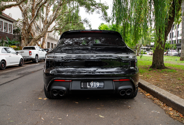 Porsche 95B Macan GTS MkIII