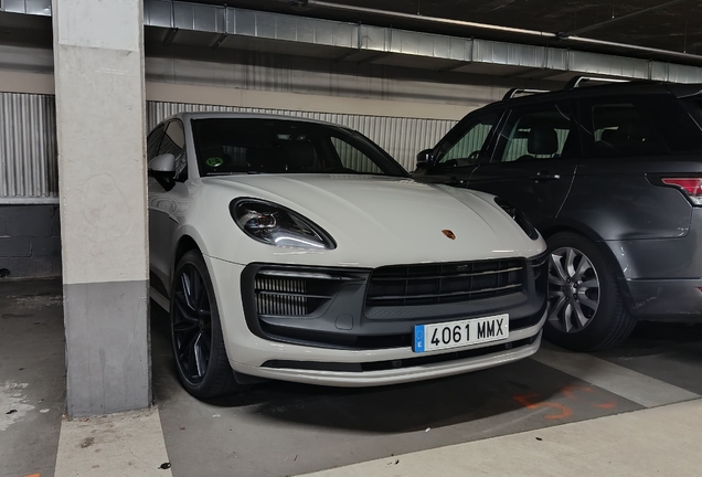 Porsche 95B Macan GTS MkIII