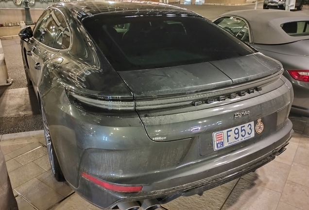 Porsche 972 Panamera Turbo E-Hybrid