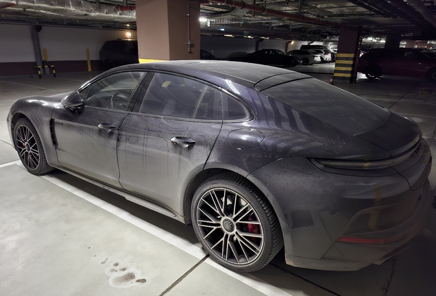 Porsche 972 Panamera Turbo E-Hybrid