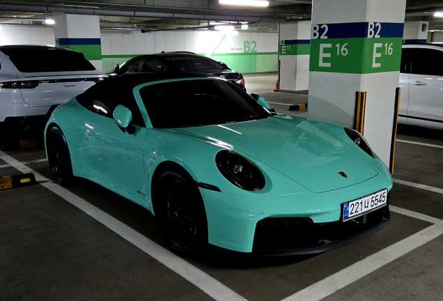 Porsche 992 Carrera 4 GTS Cabriolet MkII