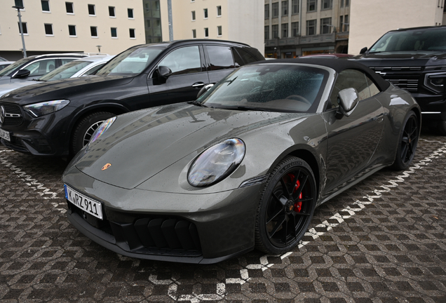 Porsche 992 Carrera 4 GTS Cabriolet MkII