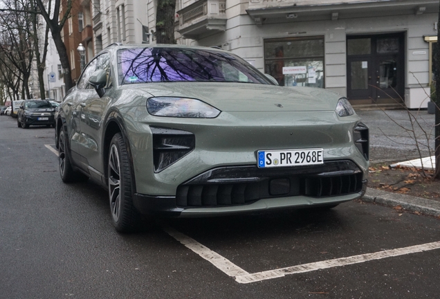 Porsche Cayenne Turbo Electric