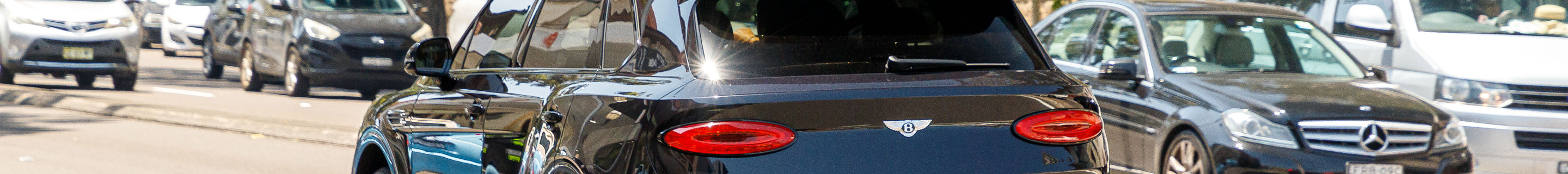 Bentley Bentayga V8 2021