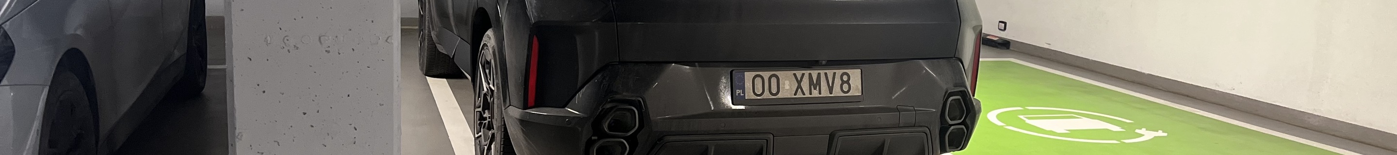 BMW XM G09