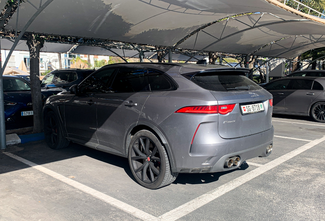 Jaguar F-PACE SVR